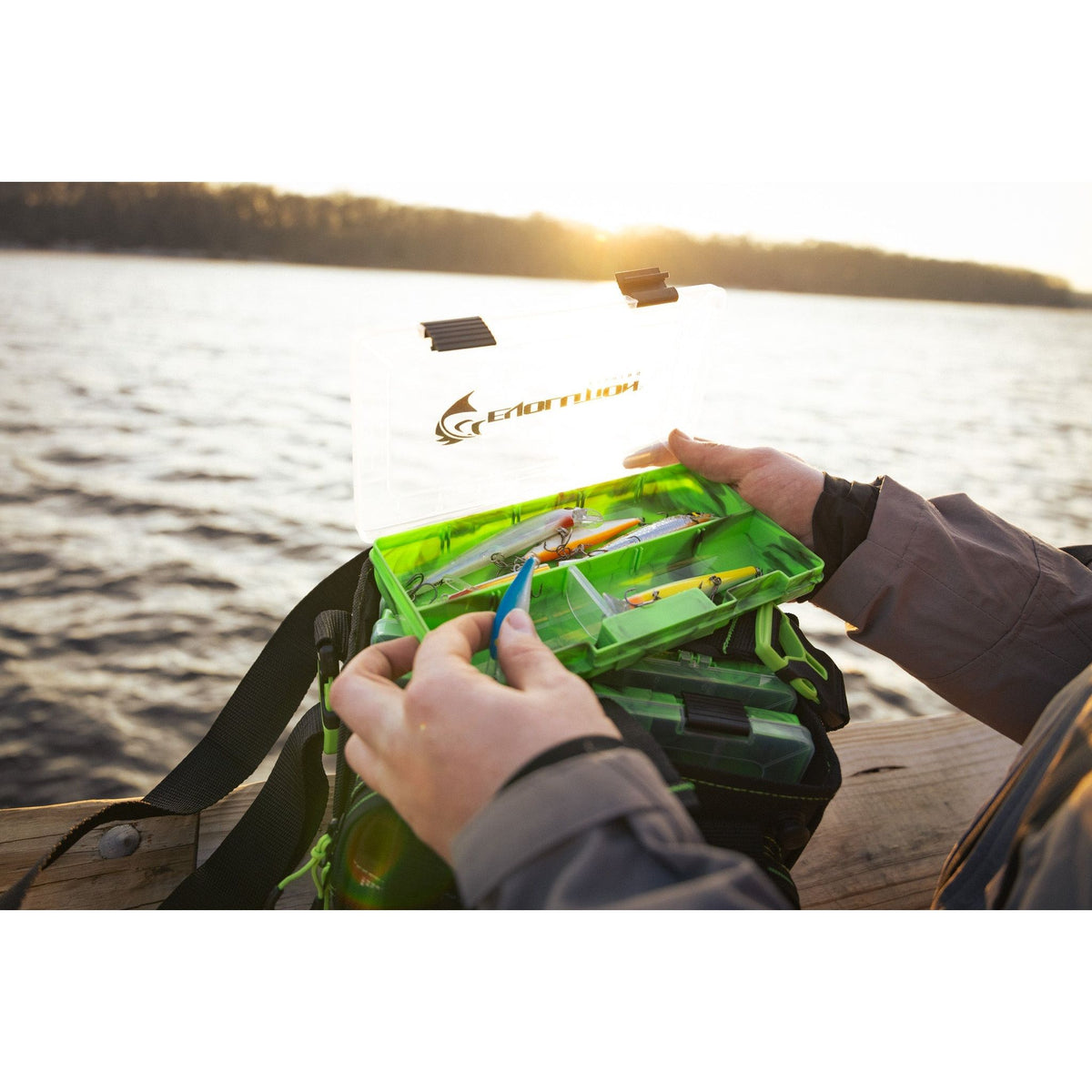 Horizontal 3500 Drift Series Tackle Bag - Green