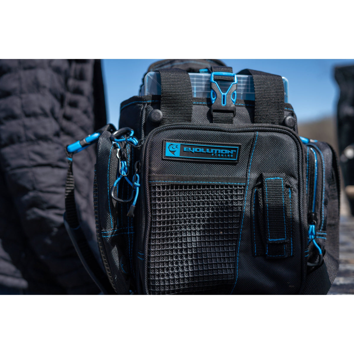 Vertical 3600 Drift Series Tackle Bag Blue