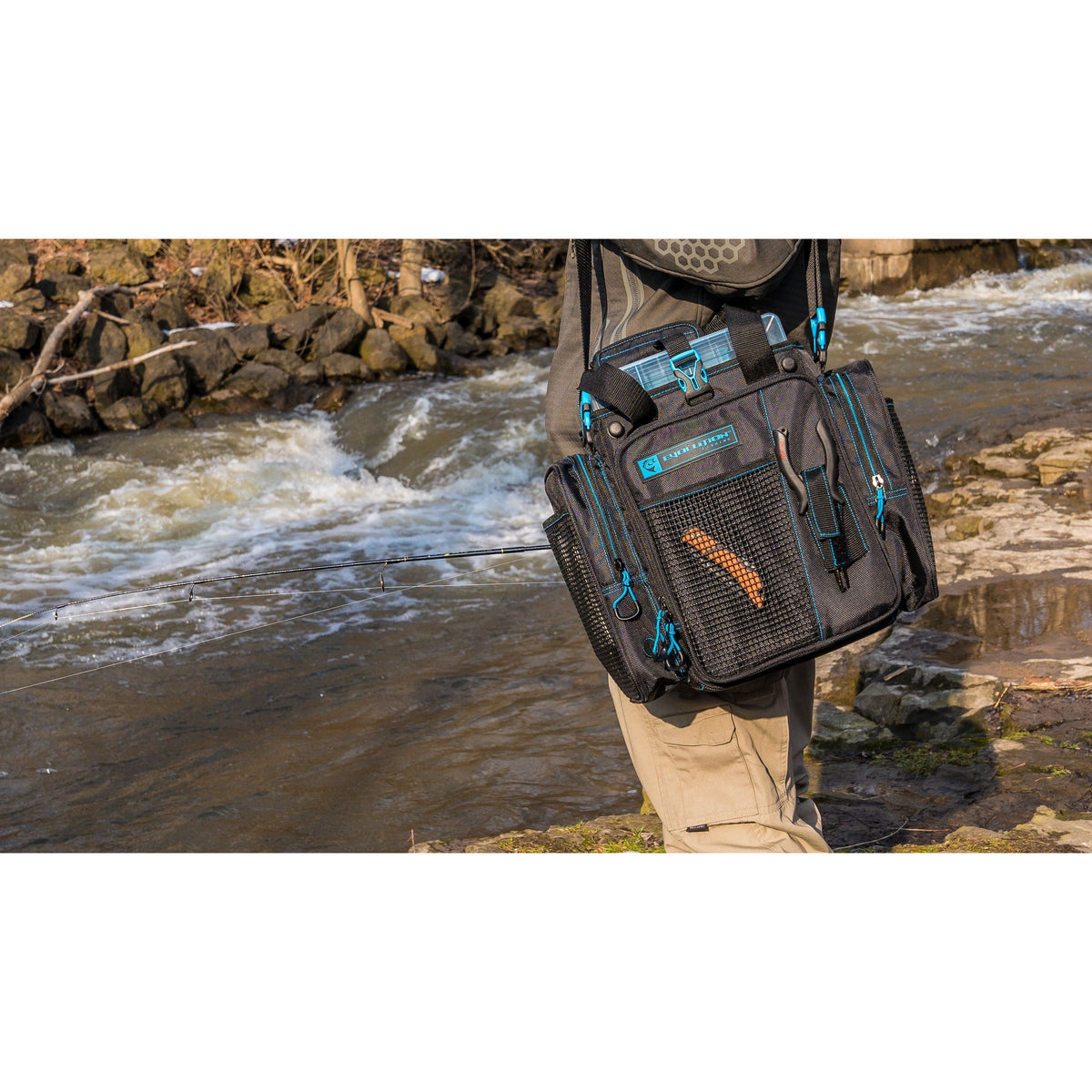 Vertical 3700 Drift Series Tackle Bag Blue