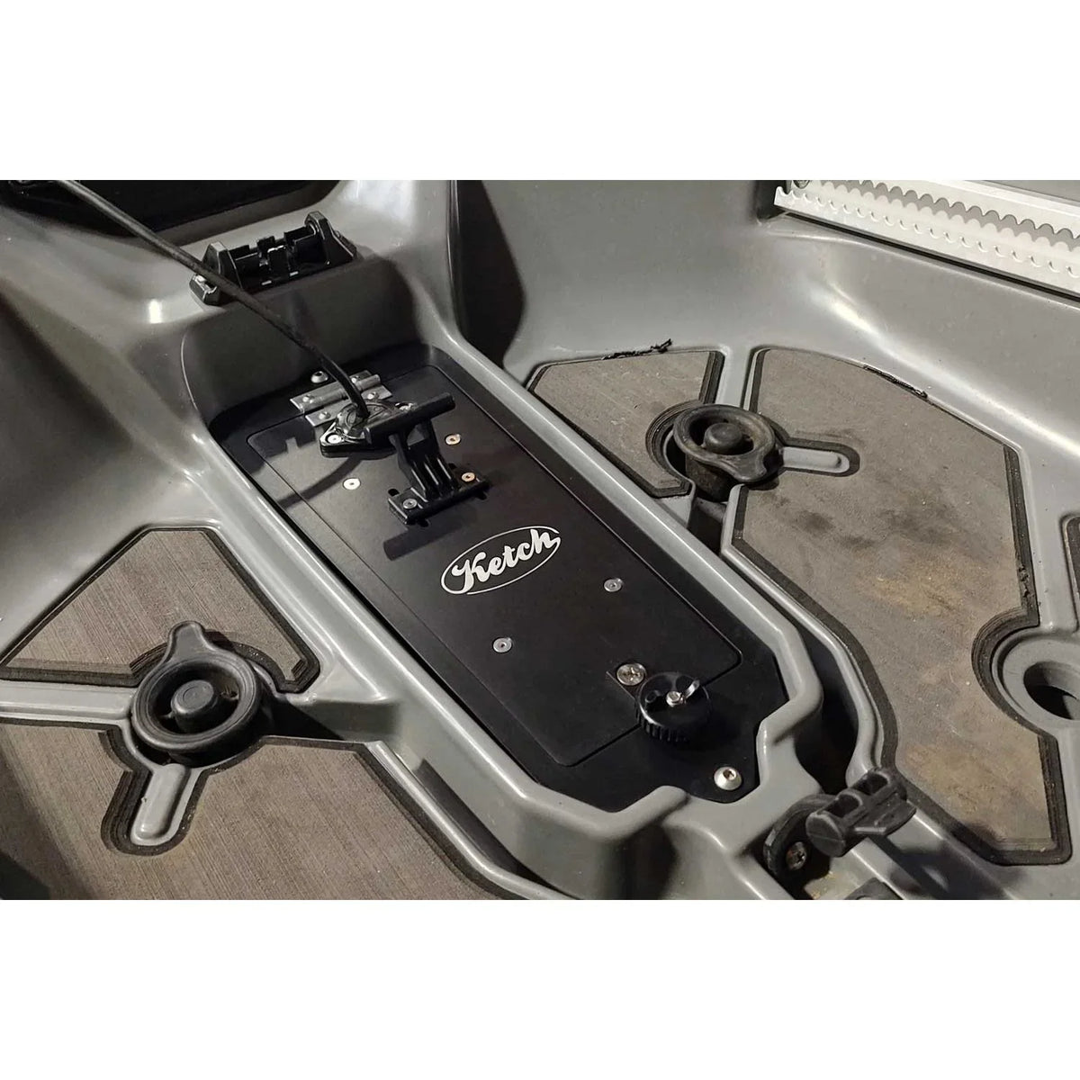 Ketch TrapDoor – PWR129 Swing-AwayTransducer Mount / Dry pod delete plate